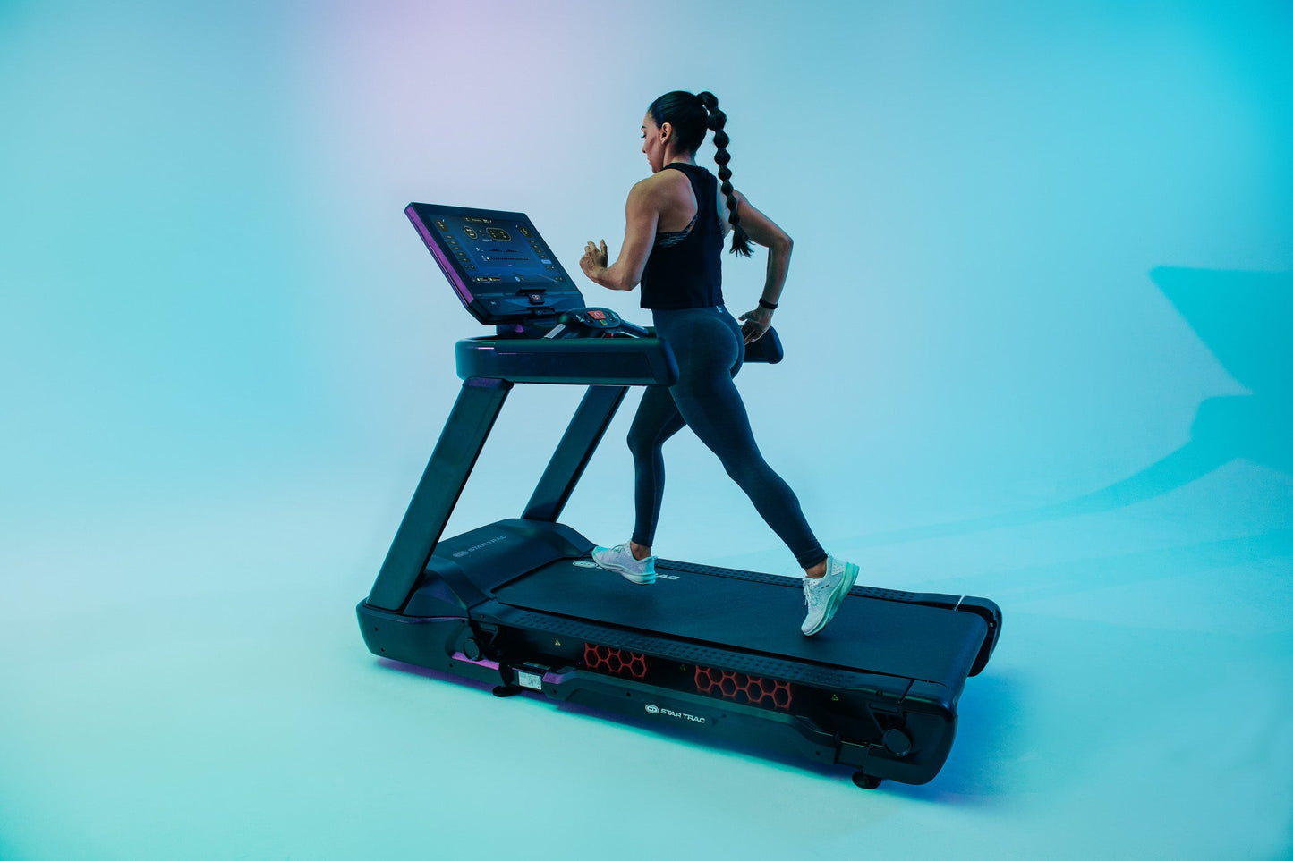 10 SERIES TRX FREERUNNER 220V, W/ANDROID 20" EMB, NO TUNER, 60 BLACK - alternate angle